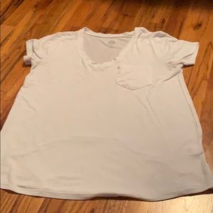 white v neck t shirt